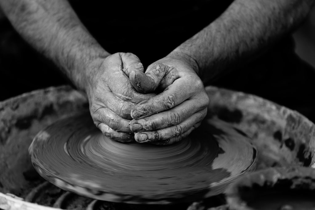 L'art de l'artisanat local dans les destinations touristiques populaires